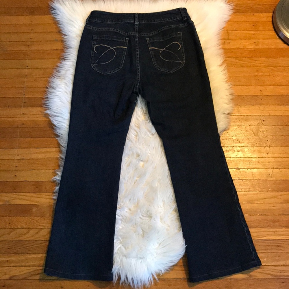 Chico’s Platinum Bootcut Size 1 Short Jeans - Picture 5 of 7